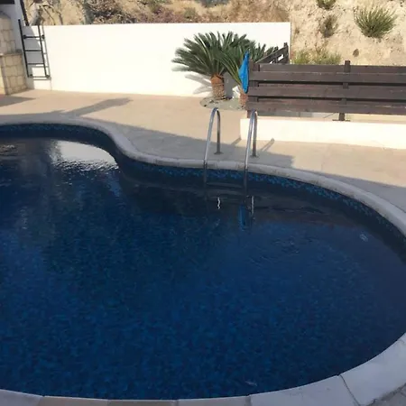 Afroditi House * Stroumbi