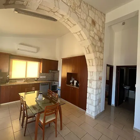 Afroditi House * Stroumbi