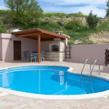 Villa Afroditi House *