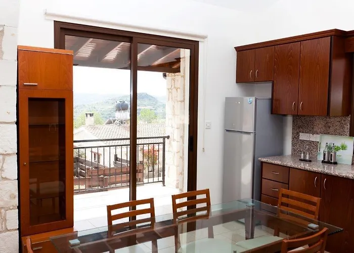 Vila Afroditi House Stroumbi