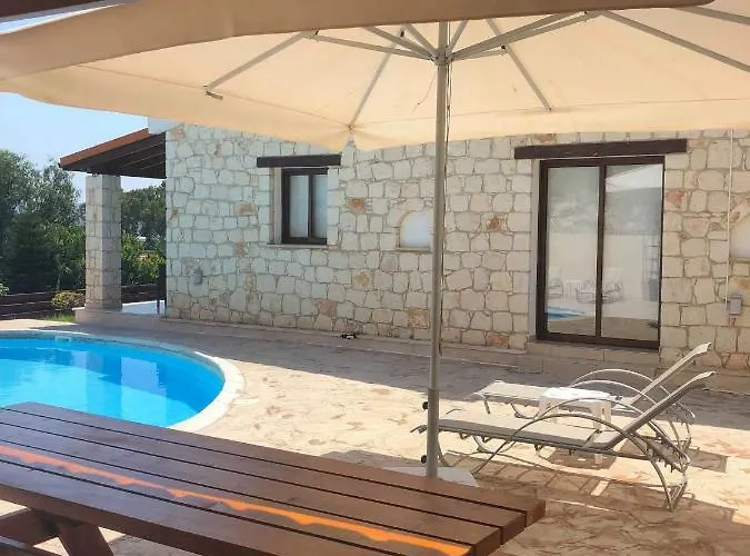 Vila Afroditi House *