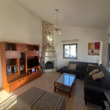 Villa Afroditi House Stroumbi